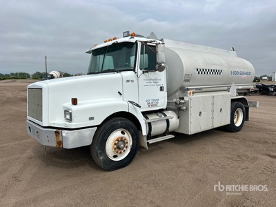 1994 White/GMC WB 3000 gal 4x2 Fuel Truck