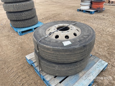 Quantity of FireStone 11R22.5 Aluminum Pneumatici per autocarro