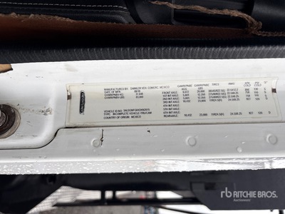 2019 Freightliner 122SD 12x4 Camion-benne à cinq essieux
