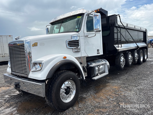 2019 Freightliner 122SD 12x4 Five Axle Dump Truck