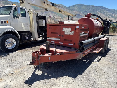 2005 Ditch Witch FX30 800 gal T/A Vacuum Excavation Unit