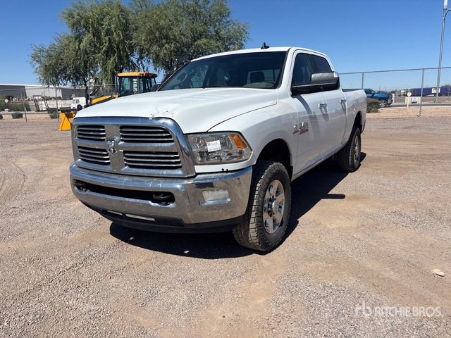 2014 Ram 2500 4x4 Crew Cab Pickup
