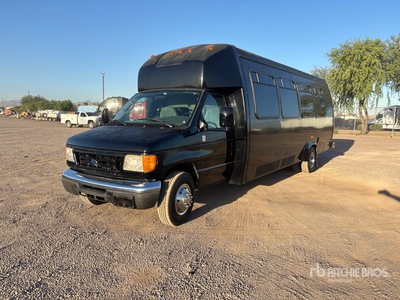 2006 Ford E-450 4x2 Party Bus