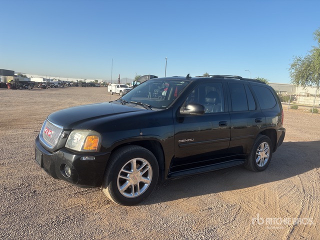 2008 GMC Envoy Denali 4WD SUV