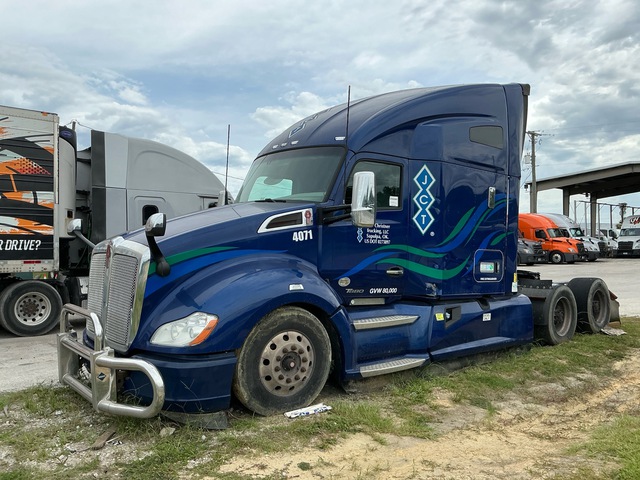 2020 Kenworth T680 6x4 T/A Sleeper Truck Tractor