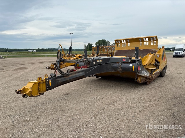 2021 Ashland 2411E 4 Tire Hydraulic Pull Scraper
