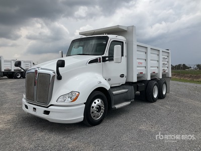 2018 Kenworth T680 6x4 Camion de Volteo / T/A Dump Truck