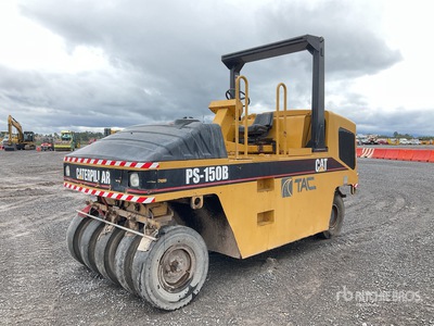 2001 Cat PS-150B 9 Wheel Rodillo Neumatico / Compacteur pneumatique