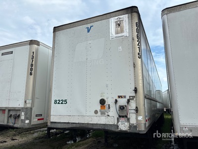 2016 Vanguard 53 ft x 102 in T/A Van Trailer