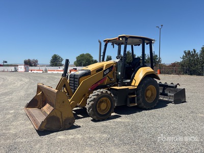 2018 Cat 415F2 IL 4x4 Landscape Loader