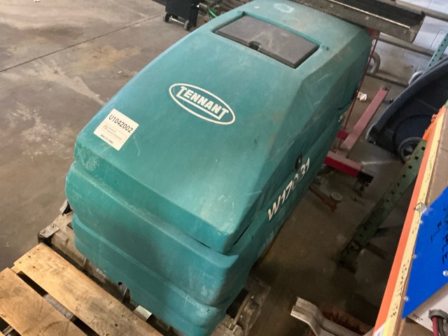2017 (unverified) Tennant 5700 Walk-Behind Electric Floor Scrubber
