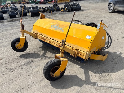 Eddynet PH32-06 80 in Broom Attachment