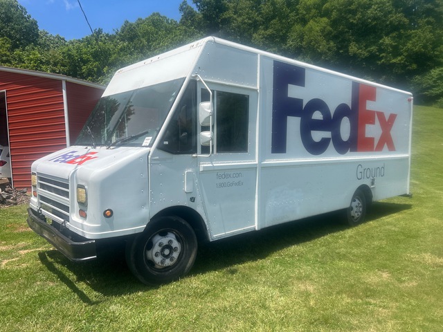 2003 Freightliner MT35 4x2 Step Van