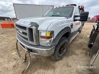 2010 Ford F-350 XL 4x4 Crew Cab Autocarro cassone fisso