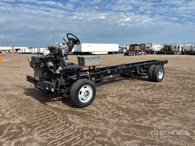 2025 Ford F53 4x2 Vrachtwagen Chassis (Unused)