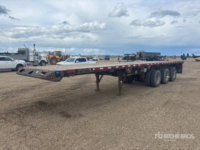 2011 Lode King PF940-3 40 ft Tri/A Flatbed Trailer