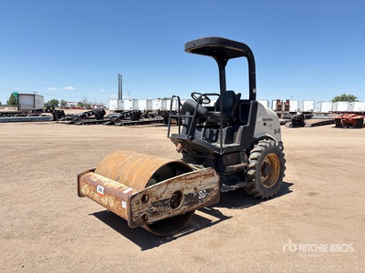 2005 Ingersoll Rand SD45 Smooth Drum Compactor