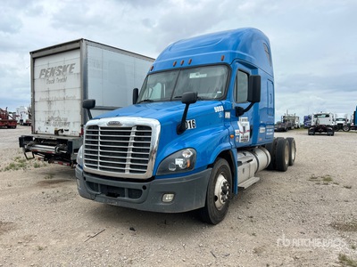 2020 Freightliner Cascadia 125 6x4 T/A Slaapcabine Trekker