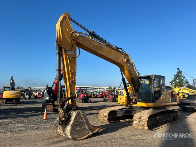 2021 LiuGong CLG925E Tracked Excavator