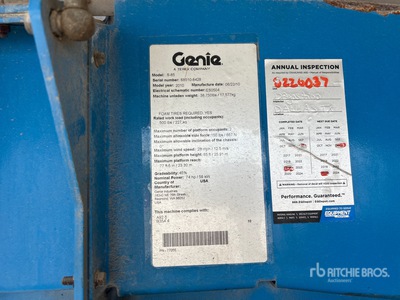 2010 Genie S85 4WD Diesel ブームリフト