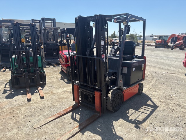 2015 Toyota 8FBCHU25 4400 lb Electric Forklift