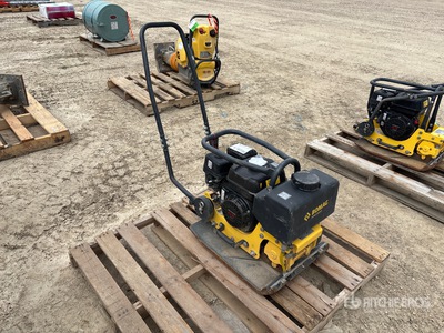 2022 Bomag BVP18/45 200 lb Plancha compactadora