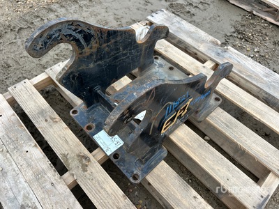 2018 Cat Backhoe 420/430 Hammer Adaptor Wedge - Fits 420/430