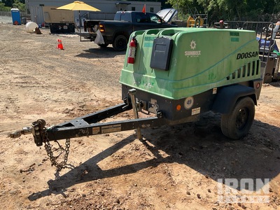 2017 Doosan Infracore C185WDZ-T4F 185 cfm Mobile Air Compressor
