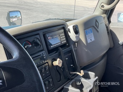 2010 International 4300 Nutzkraftwagen