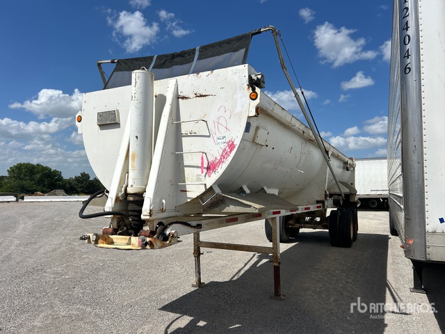 1999 Travis 32 FT Travis HRS 32 ft T/A End Dump Trailer