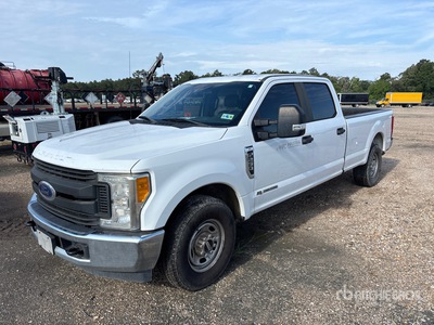 2017 Ford F-250 4x2 Crew Cab Pickup (Inoperable)