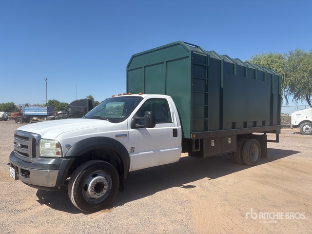 2006 Ford F-450 XL 4x2 Chipper Truck