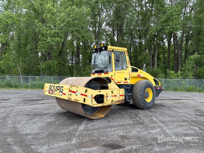 2012 Bomag BW219DH-4 Compacteur à tambour lisse
