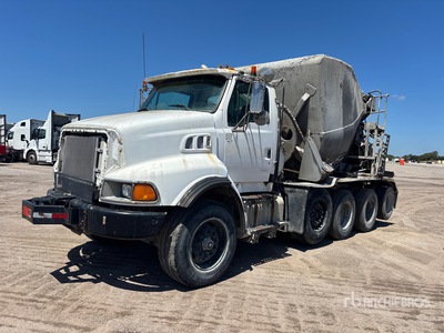 2001 Sterling LT9500 8x4 Agitator Mixer Truck