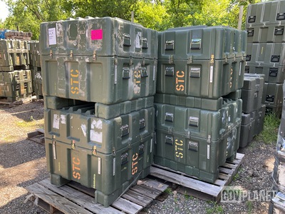(8) Storage Cases