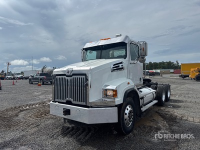 2023 Western Star 4700 6x4 T/A Dagcabine Trekker