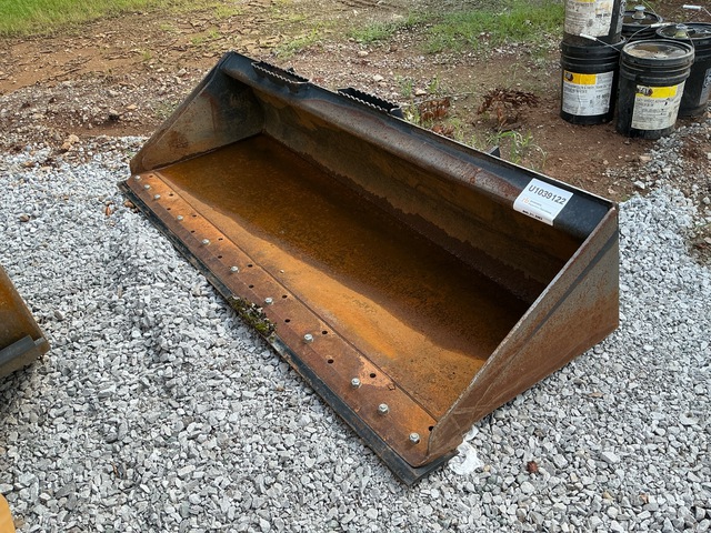 Cat 80 in Skid Steer General Purpose Bucket