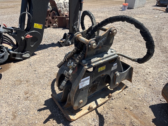 2022 Cat CVP28 18 in Plate Compactor Attachment