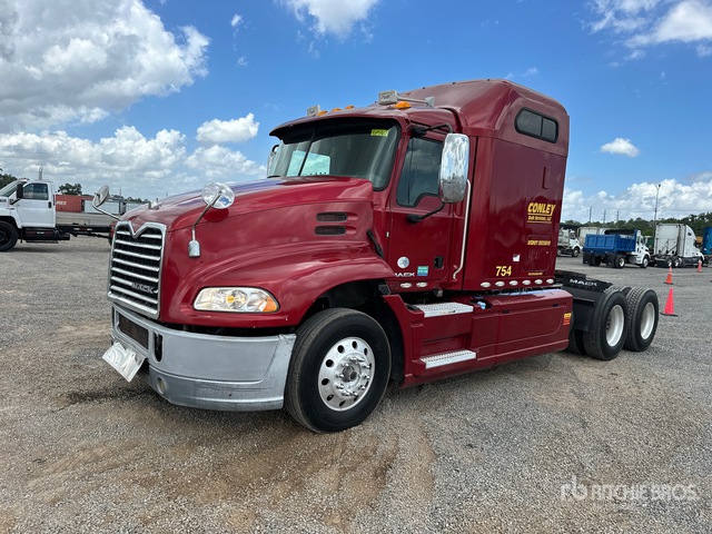 2016 Mack CXU613 6x4 T/A Sleeper Truck Tractor
