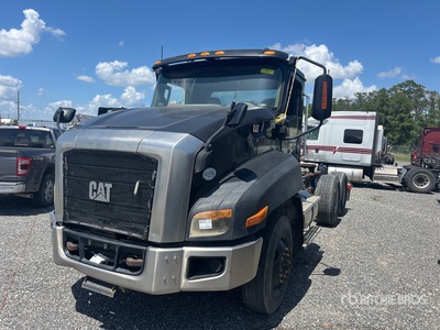 2014 Cat CT660 6x4 トラックトラクター（T/A）