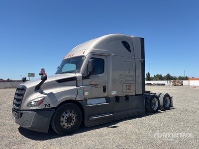 2022 Freightliner Cascadia 126 6x4 Ciągnik siodłowy T/A z kabiną sypialną