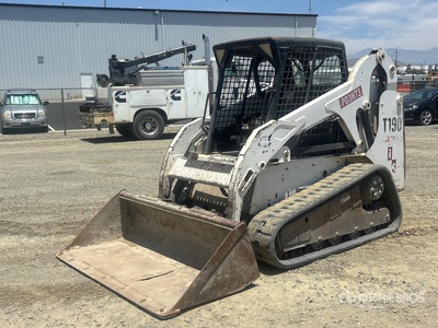 2008 Bobcat T190 を見 Compact Track Loader