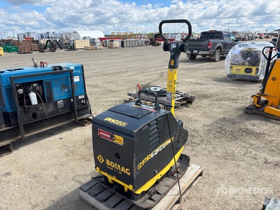 2023 Bomag BPR60/65D Plaque vibratoire (Inoperable)
