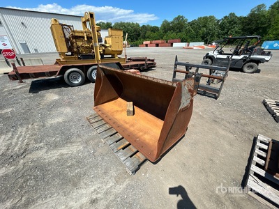 78 in Wheel Loader Bucket