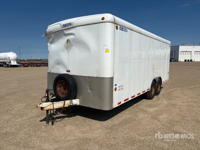 2005 Royal ARCT60-8520-72 21 ft T/A Enclosed Trailer