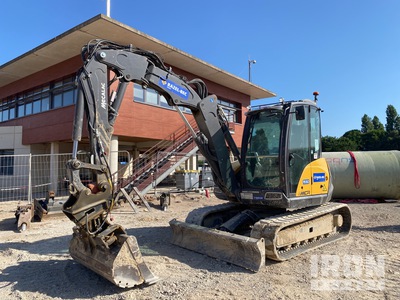 2023 Mecalac 8MCR 油圧ショベル