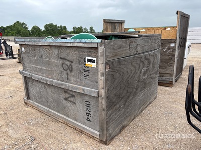 Quantity of (2) Crates of PVC Pipe Fittings Attrezzatura varia per condutture