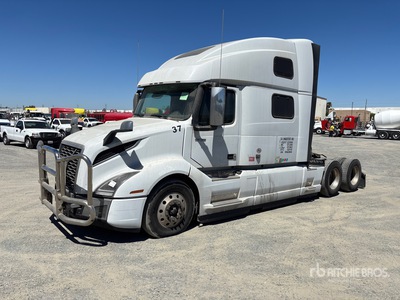 2024 Volvo VNL860 6x4 Ciągnik siodłowy T/A z kabiną sypialną