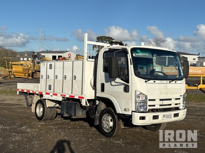 2009 Isuzu NPR400 4x2 Crew Cab Camion de service