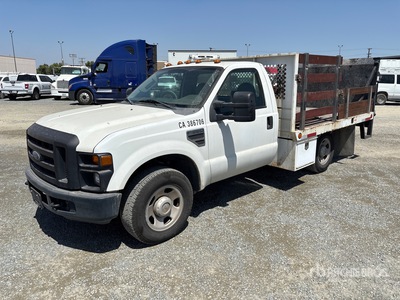 2009 Ford F-350 4x2 Flatbed Truck
